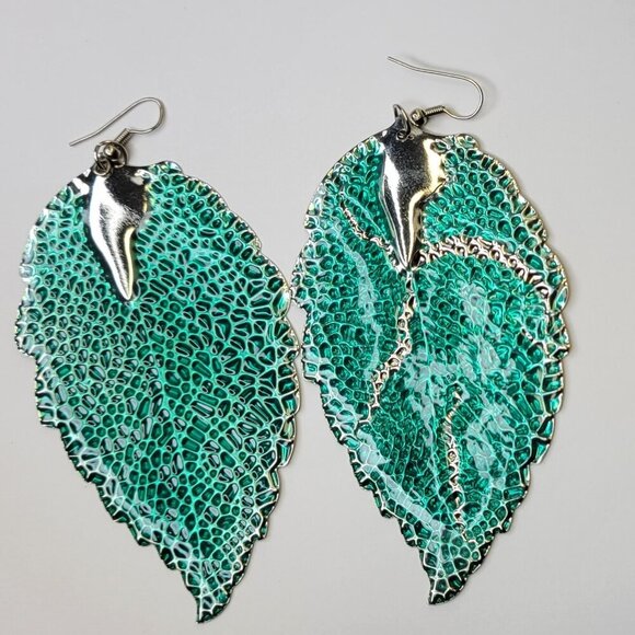 Green Leaf Earrings Statement Earrings Boho Earrings - Picture 1 of 7